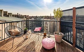 Prague Days - Sunny Riverside Apartments With Terraces