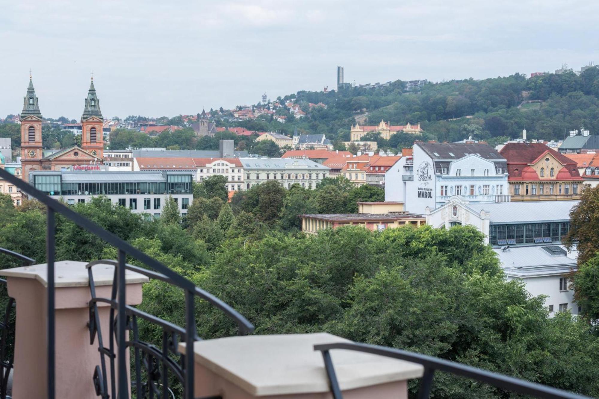 Prague Days - Sunny Riverside Apartments With Terraces Eksteriør billede